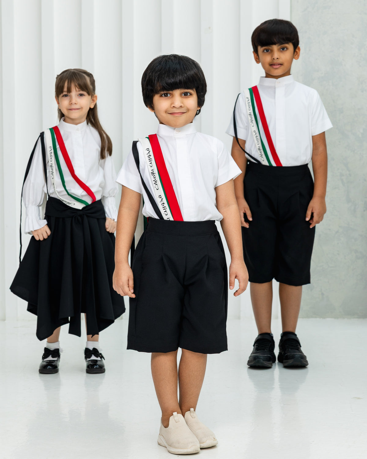 تنورة فقط skirt only