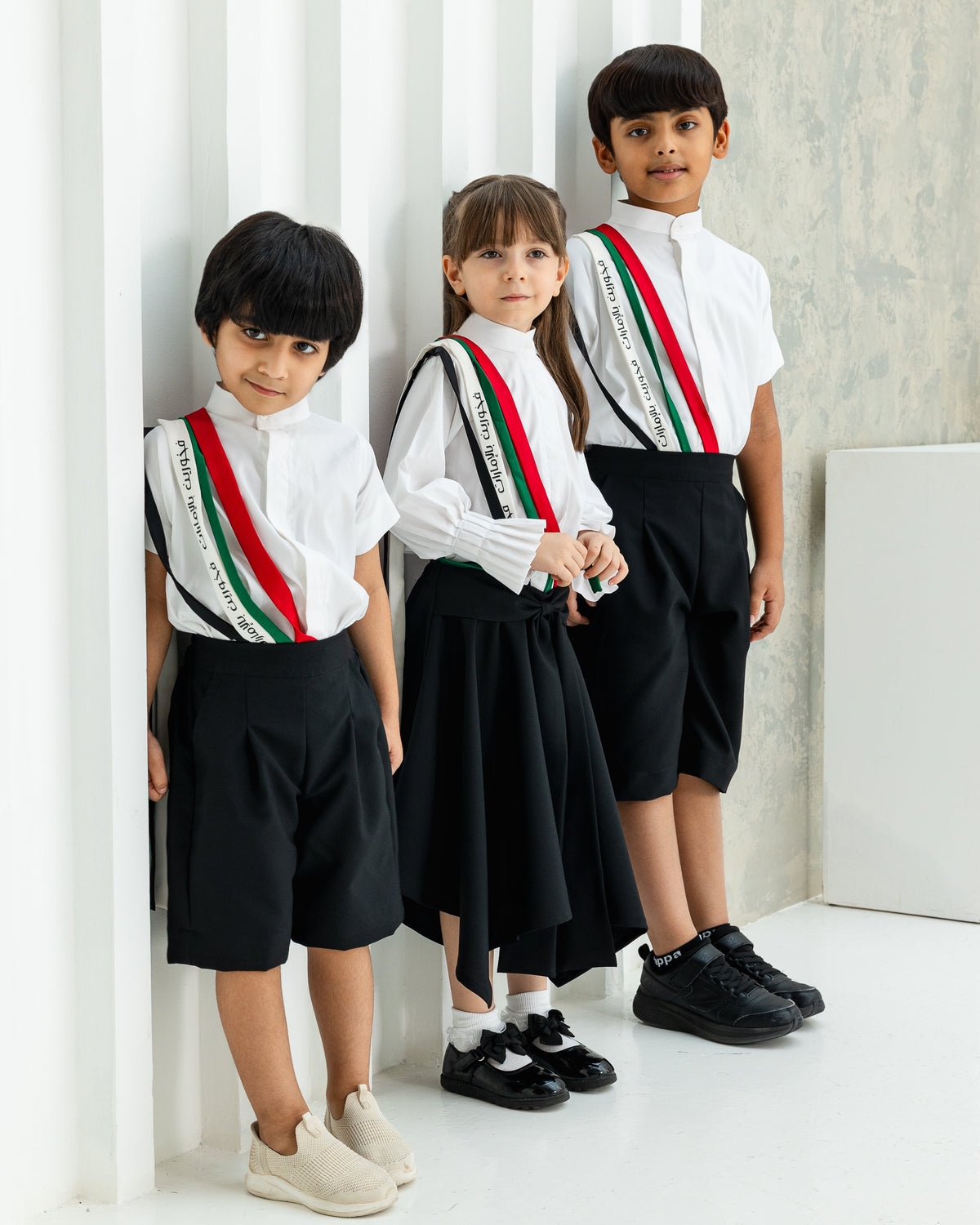 Only shirt قميص بنات فقط