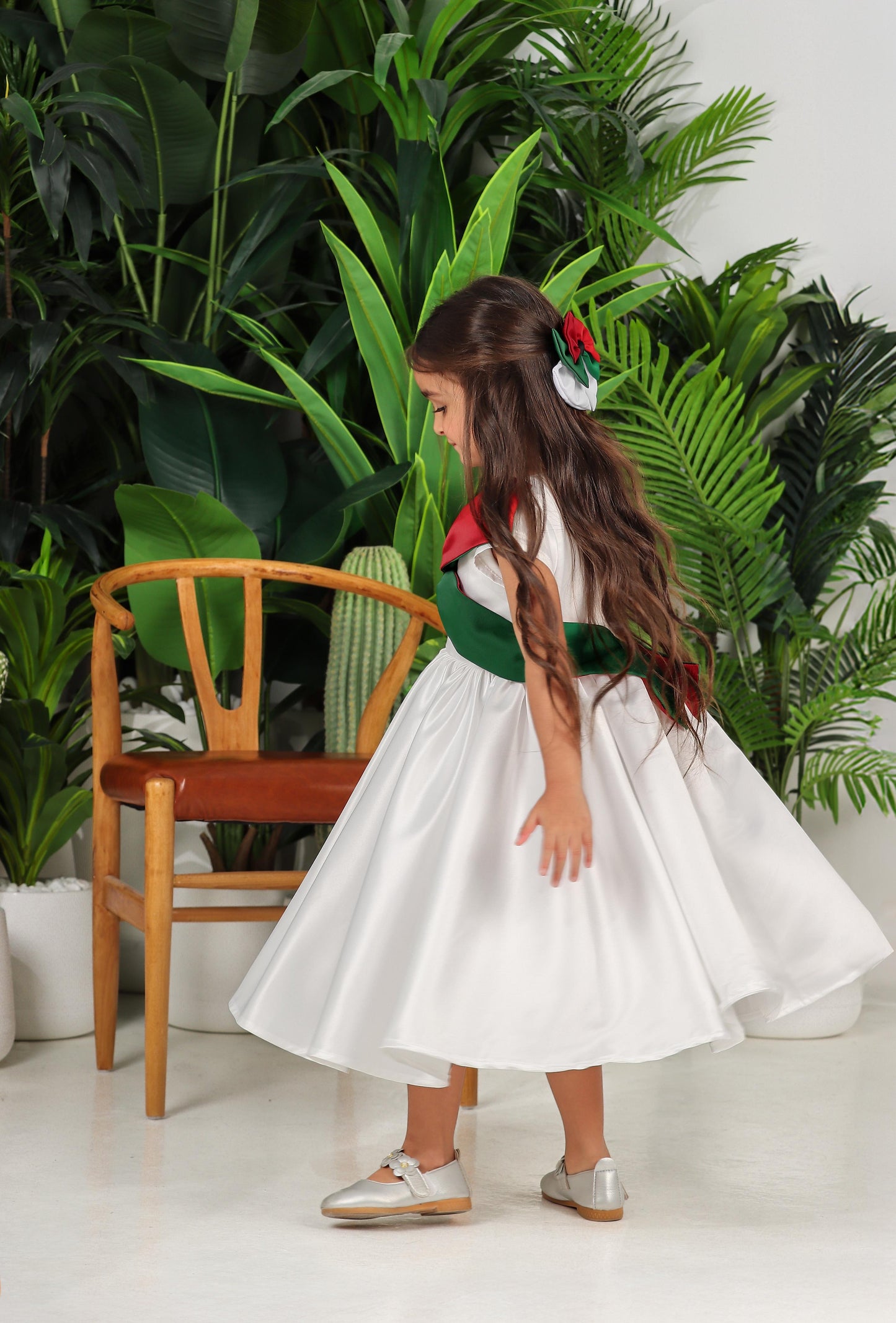 (الابيض) فستان شما