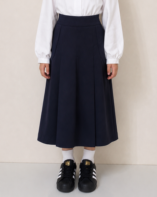 تنورة فقط only skirt