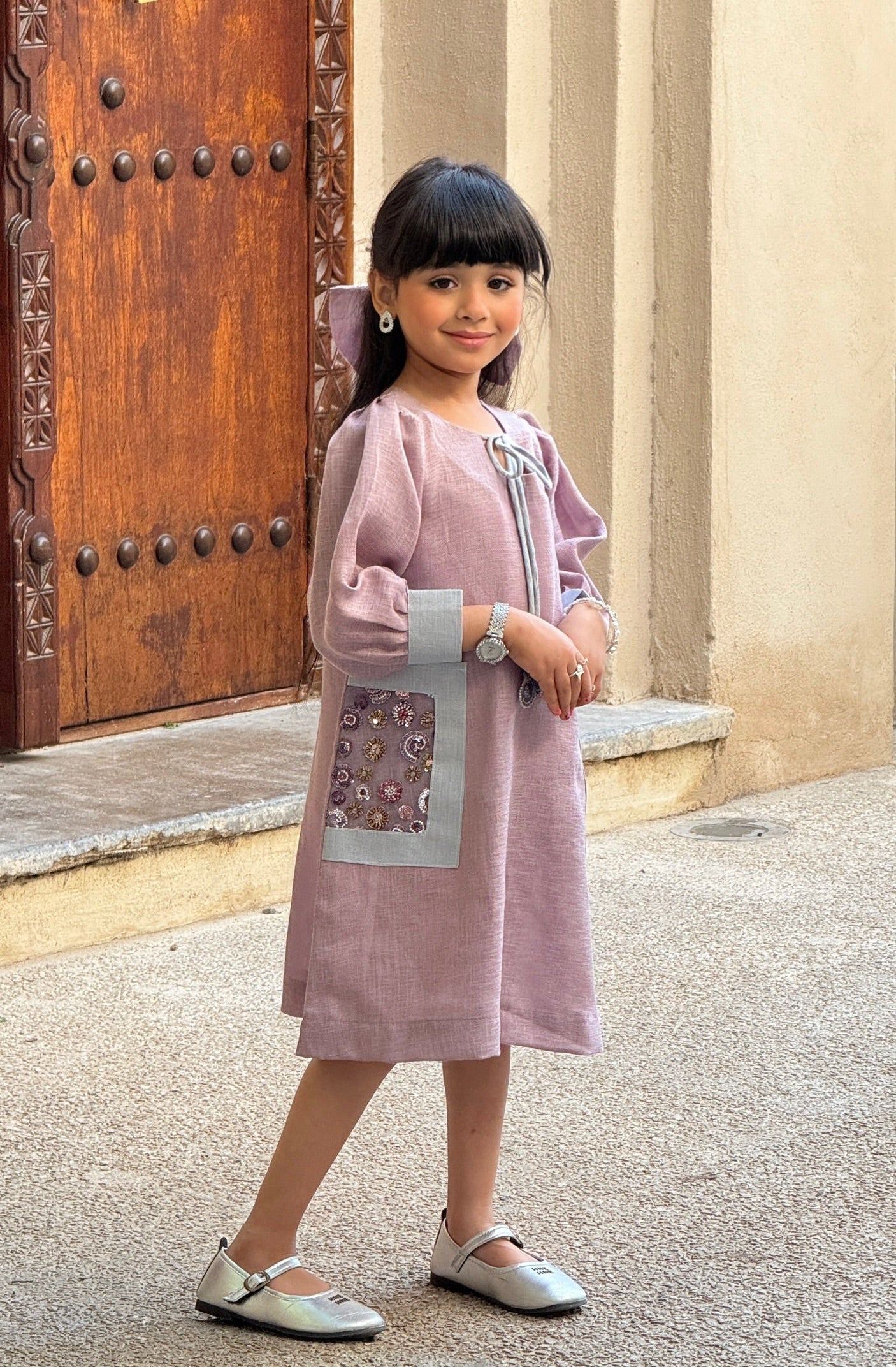 فستان الخزامى مع جيوب