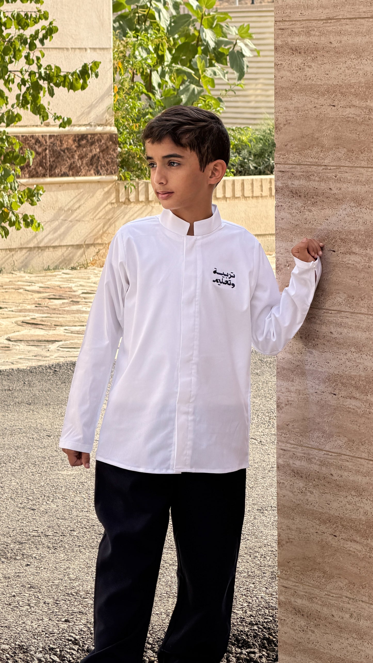 قميص فقط Shirt only