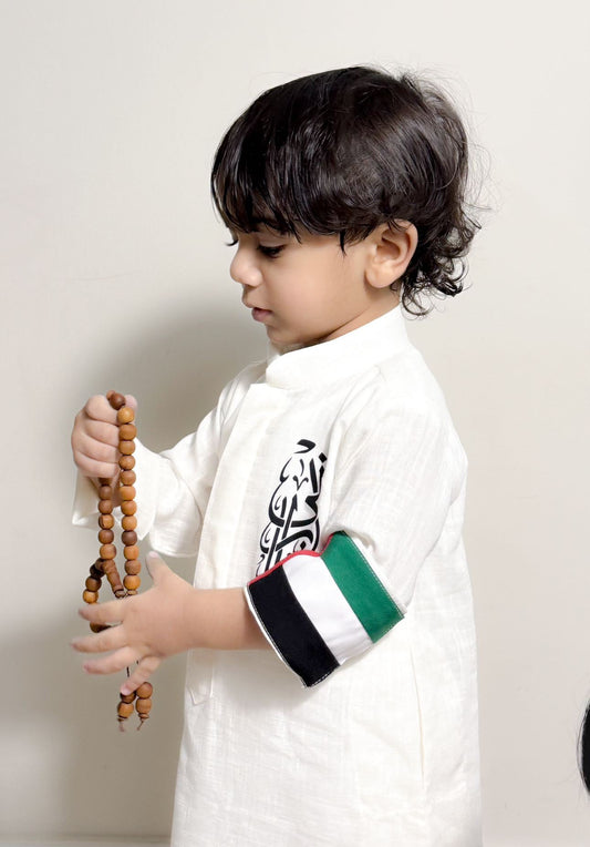 كندورة اماراتي