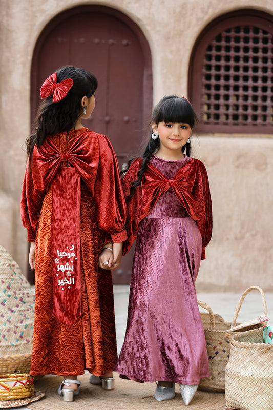 فيونكة المخمل