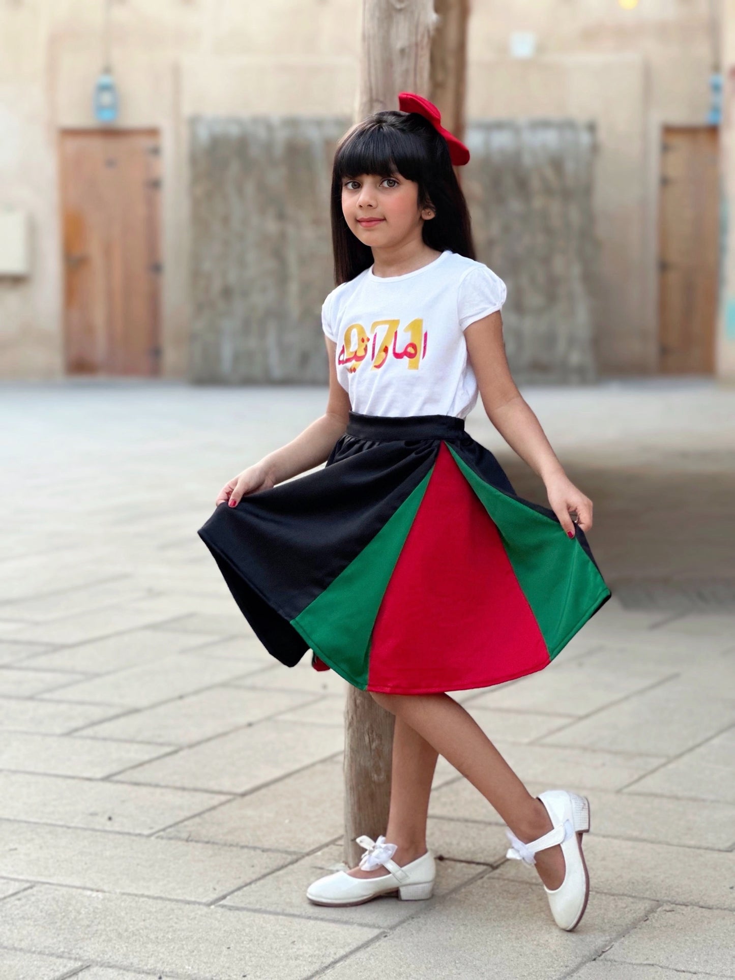 (تنورة العلم ) اماراتيه