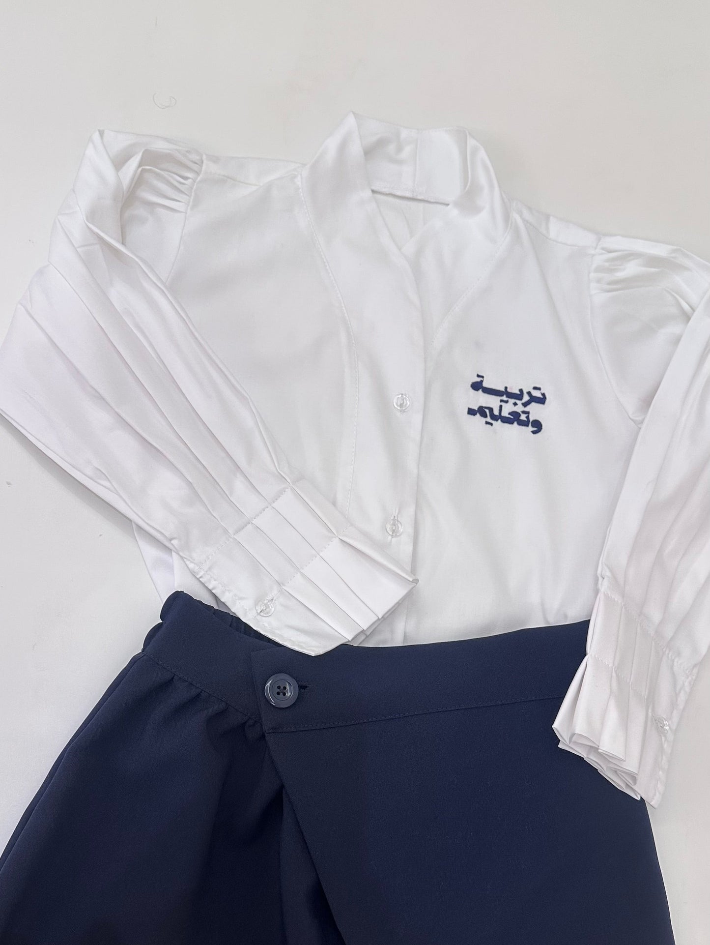 قميص فقط Shirt only