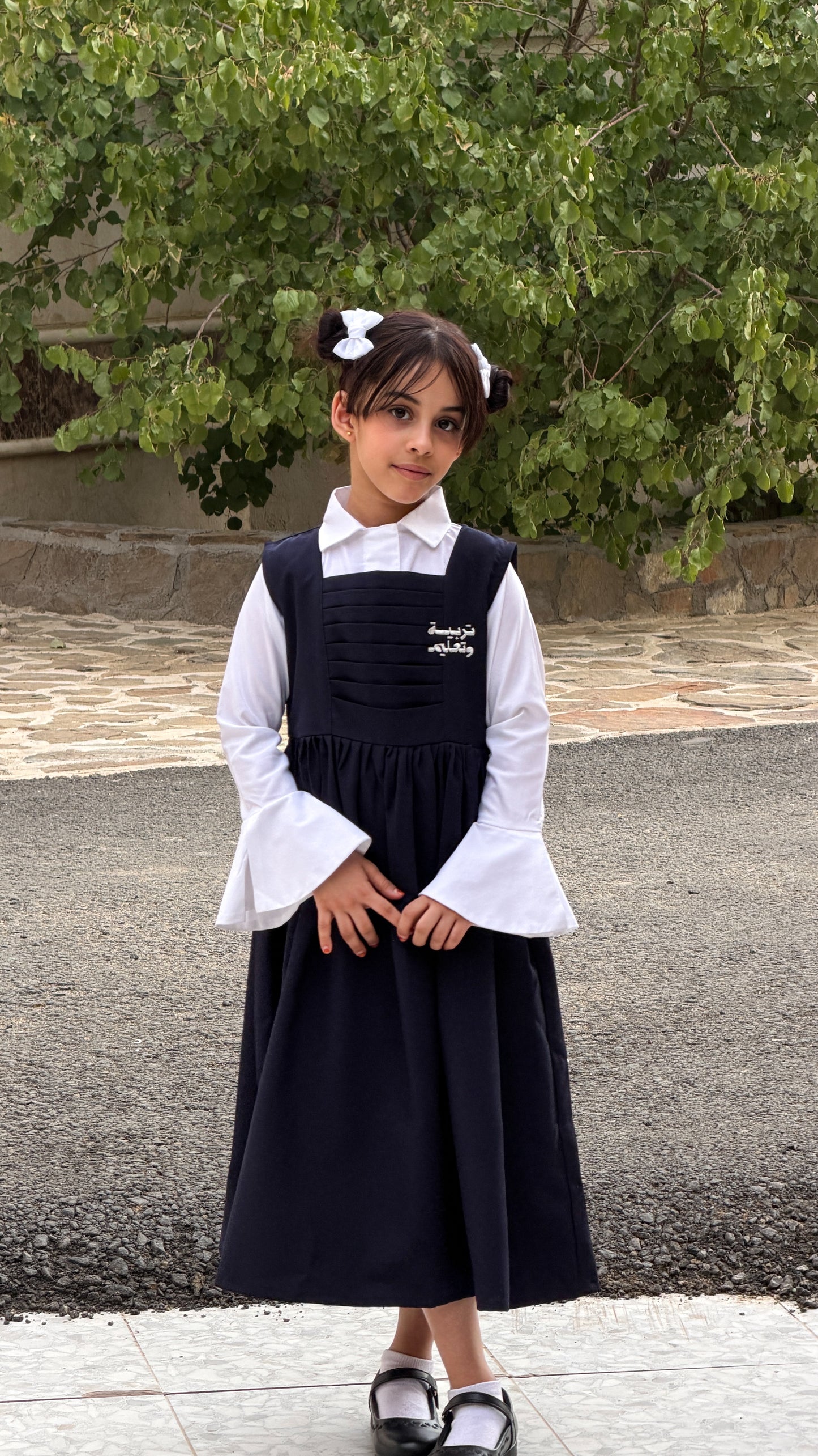 الزي المدرسي three sets