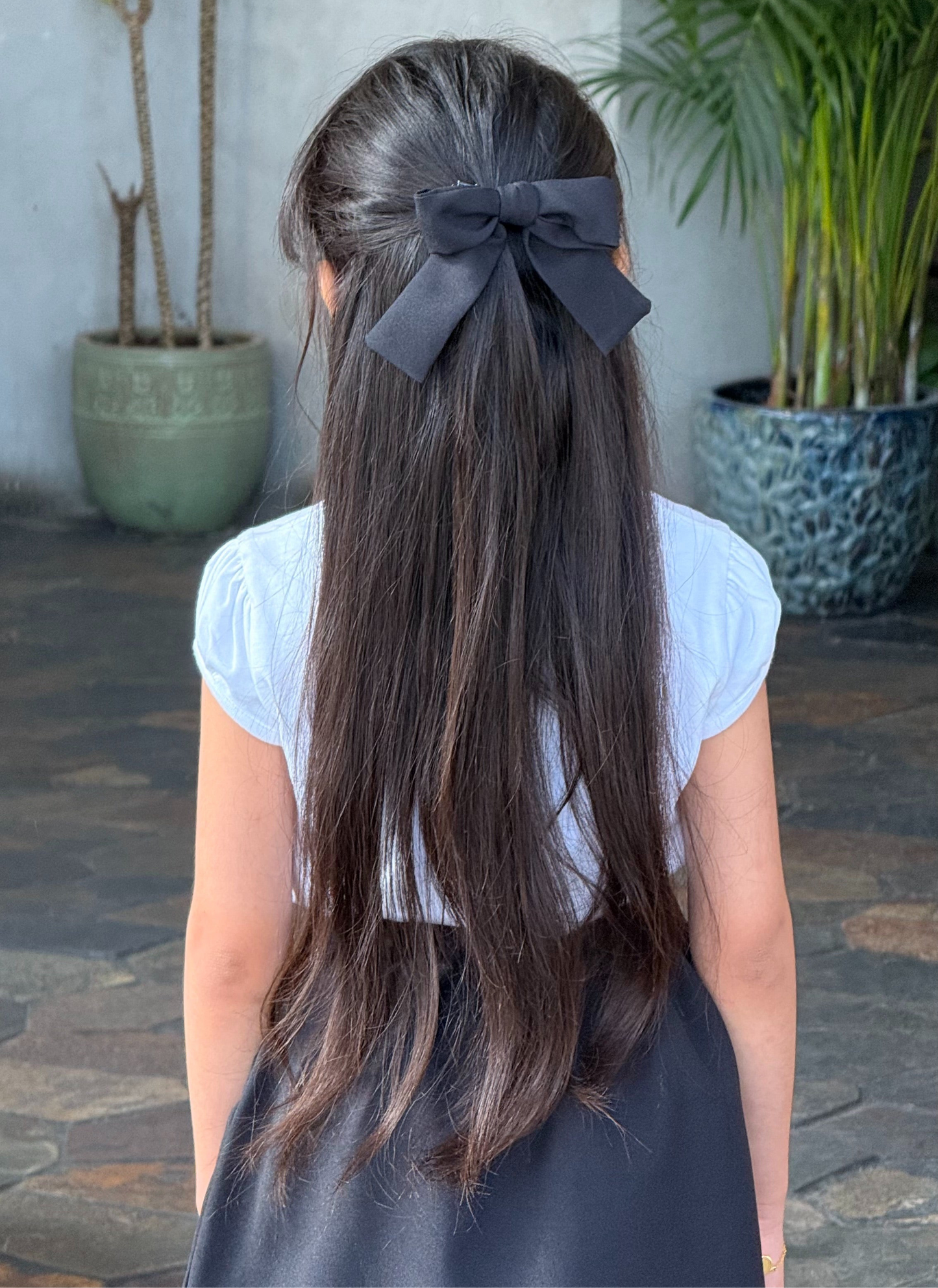 (أسود) تصميم الغزالة للبنات