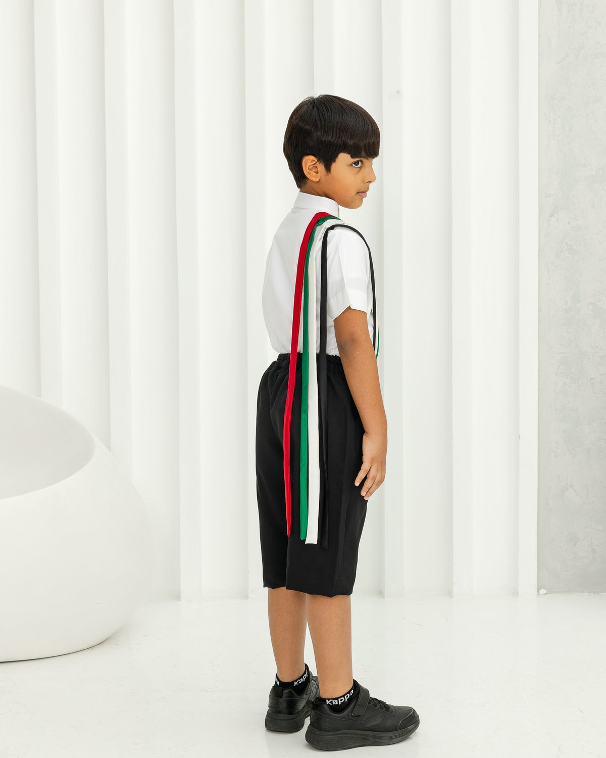Only shirt قميص بنات فقط